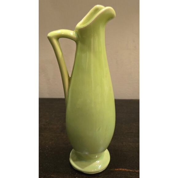 Shawnee Vintage Lime Green Ceramic Pitcher Vase USA 1168 Mid Century Modern - Picture 2 of 6